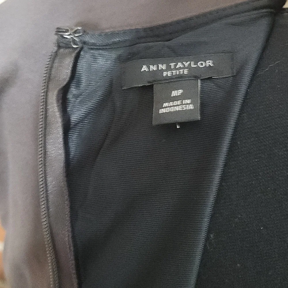 Ann Taylor Petite Charcoal Midi Dress, Size MP - Picture 6 of 8